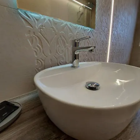 Panorama Luxury With Garden 2 Appartement *
